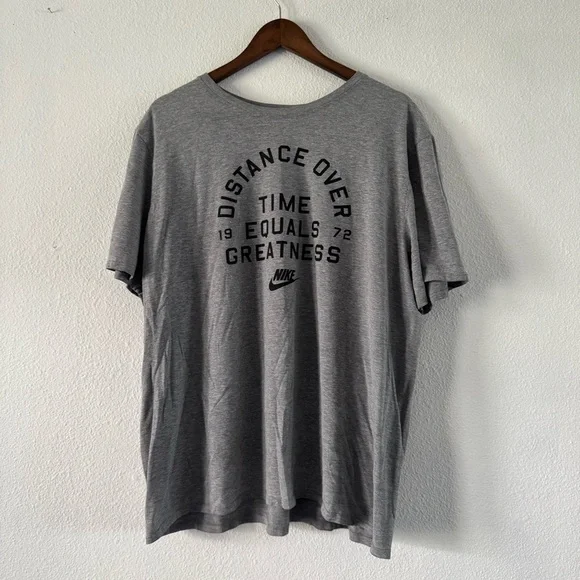 Nike Athletic Cut Retro Tee Short Sleeve Gray Men's XXL Distance Swoosh Tee - Picture 7 of 7